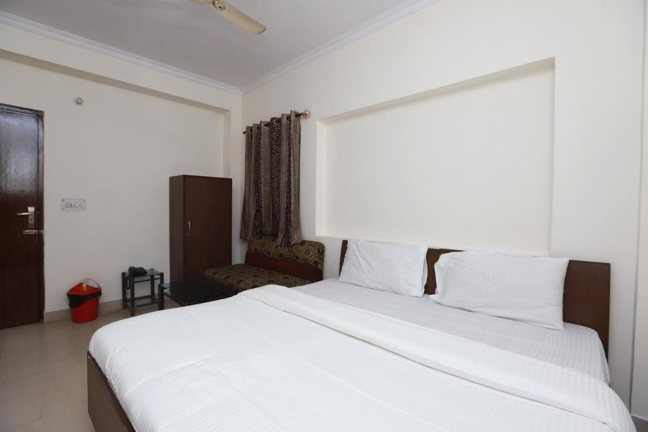 Hotel SPOT ON 29024 Jageer Palace Narela Exterior foto